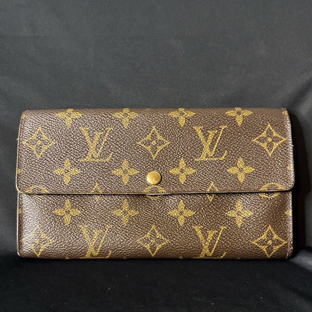 🇫🇷Louis Vuitton Monogram Sarah Wallet